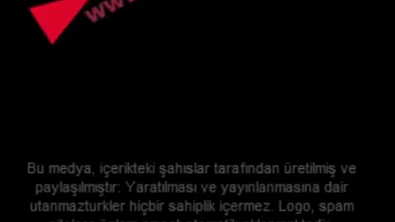 Üniversiteli porno kız arkadaşını sikip paylaştı türkifsa