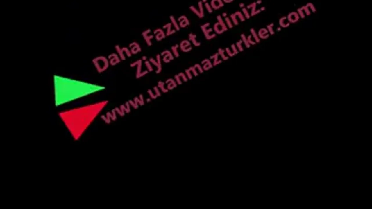 Eve attıkları kızı sırayla siktiler üniversiteli porno
